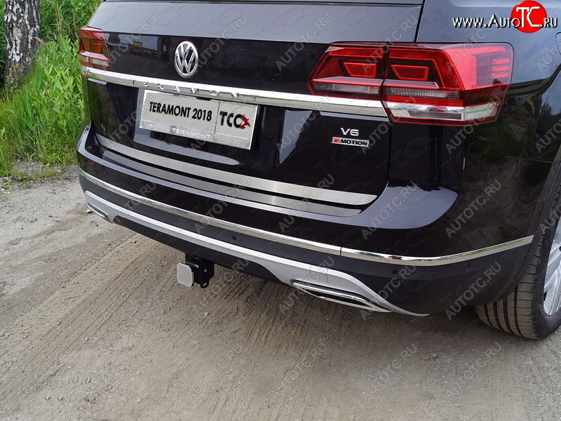 3 099 р. Накладка на заднюю дверь, ТСС Тюнинг  Volkswagen Teramont  CA1 (2016-2020) (Лист шлифованный)  с доставкой в г. Калуга