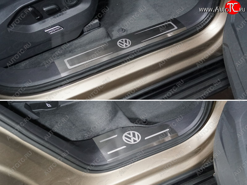 9 199 р. Накладки на передние пороги, ТСС Тюнинг  Volkswagen Touareg  CR (2018-2024) (лист шлифованные логотип VW)  с доставкой в г. Калуга