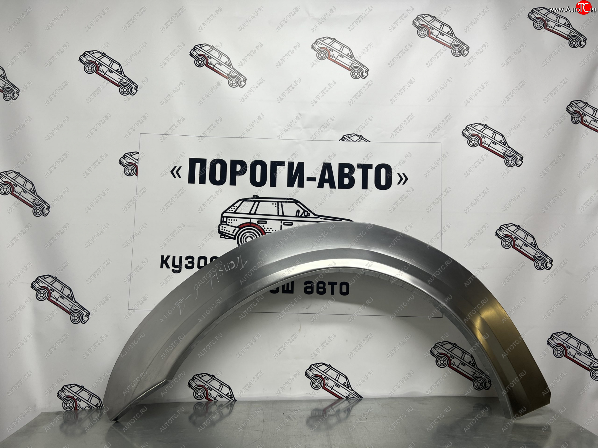 2 199 р. Левая внешняя ремонтная арка Пороги-Авто  Ford Tourneo Connect (2002-2013) (Холоднокатаная сталь 0,8 мм)  с доставкой в г. Калуга