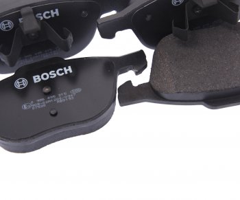 2 559 р. Колодки тормозные передние (4шт.) BOSCH Ford Focus 2  седан дорестайлинг (2004-2008)  с доставкой в г. Калуга. Увеличить фотографию 2