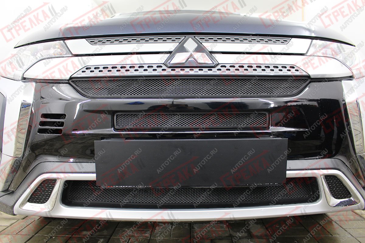 6 199 р. Защита радиатора (3 части с парктроником) Стрелка11 Стандарт  Mitsubishi Outlander  GF (2018-2022) 3-ий рестайлинг (черная)  с доставкой в г. Калуга