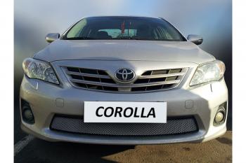 2 499 р.  Защита радиатора Стрелка11 Стандарт Toyota Corolla E140 седан рестайлинг (2009-2013) (черная)  с доставкой в г. Калуга. Увеличить фотографию 2