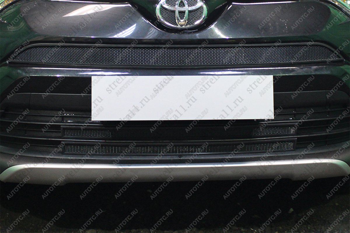 2 499 р. Защита радиатора (верх) Стрелка11 Стандарт  Toyota RAV4  XA40 (2015-2019) 5 дв. рестайлинг (черная)  с доставкой в г. Калуга