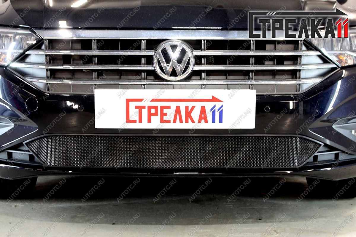 2 449 р. Защита радиатора Стрелка11 Стандарт Volkswagen Jetta A7 седан дорестайлинг (2018-2022) (черная)  с доставкой в г. Калуга