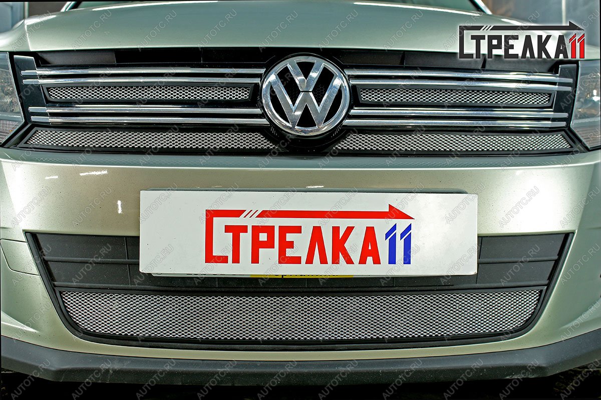 2 379 р.  Защита радиатора (низ) Стрелка11 Стандарт  Volkswagen Tiguan  NF (2011-2017) рестайлинг (хром)  с доставкой в г. Калуга