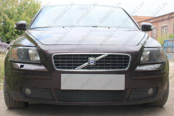 2 799 р. Защита радиатора (низ) Стрелка11 Стандарт  Volvo S40  MS седан (2004-2007) дорестайлинг (черная)  с доставкой в г. Калуга. Увеличить фотографию 1