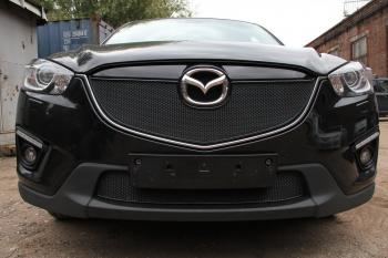 599 р. Зимняя заглушка решетки радиатора (с парктроником) PREMIUM Стрелка11 Mazda CX-5 KE дорестайлинг (2011-2014) (черная)  с доставкой в г. Калуга. Увеличить фотографию 2