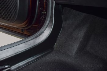 3 699 р. Накладки на ковролин пола Petroil Tuning  Renault Arkana (2019-2024)  с доставкой в г. Калуга. Увеличить фотографию 5