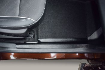3 699 р. Накладки на ковролин пола Petroil Tuning  Renault Arkana (2019-2024)  с доставкой в г. Калуга. Увеличить фотографию 4