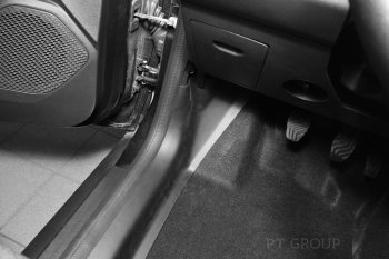 2 249 р. Накладки на ковролин пола Petroil Tuning (передние боковые)  Renault Duster  HM (2020-2024) (Текстурная поверхность (шагрень))  с доставкой в г. Калуга. Увеличить фотографию 2