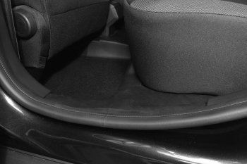 1 489 р. Накладки на ковролин пола Petroil Tuning (задние боковые)  Renault Duster  HM (2020-2024) (Текстурная поверхность (шагрень))  с доставкой в г. Калуга. Увеличить фотографию 4