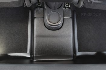 1 999 р. Накладки на ковролин заднего ряда Petroil Tuning  Renault Duster  HS (2010-2021)  с доставкой в г. Калуга. Увеличить фотографию 2
