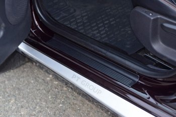 949 р. Пороги накладки передних дверей Petroil Tuning  Renault Duster  HS (2010-2021)  с доставкой в г. Калуга. Увеличить фотографию 2