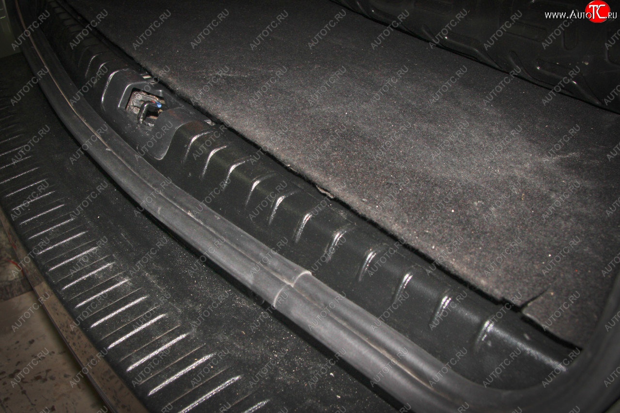 1 089 р. Накладка в проем багажника АртФорм Renault Duster HS рестайлинг (2015-2021)  с доставкой в г. Калуга