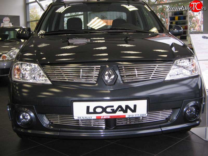 4 599 р. Декоративная вставка решетки радиатора Berkut Renault Logan 1 дорестайлинг (2004-2010)  с доставкой в г. Калуга