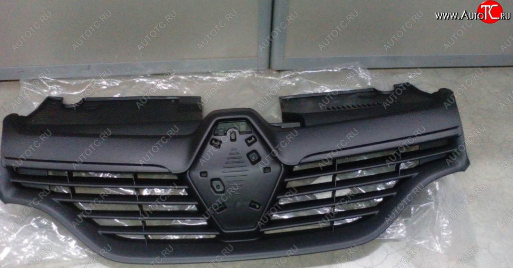1 749 р. Решетка радиатора SPARD Renault Logan 2 дорестайлинг (2014-2018) (Неокрашенная)  с доставкой в г. Калуга