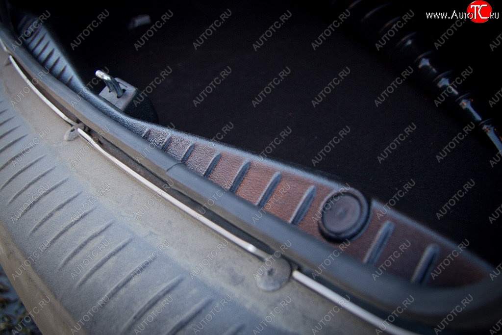 1 149 р. Накладка в проём багажника АртФорм  Renault Logan  2 (2014-2024)  с доставкой в г. Калуга