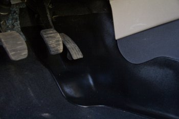 2 279 р. Накладки на ковролин АртФорм  Renault Logan  2 (2014-2018) (Центральные)  с доставкой в г. Калуга. Увеличить фотографию 2