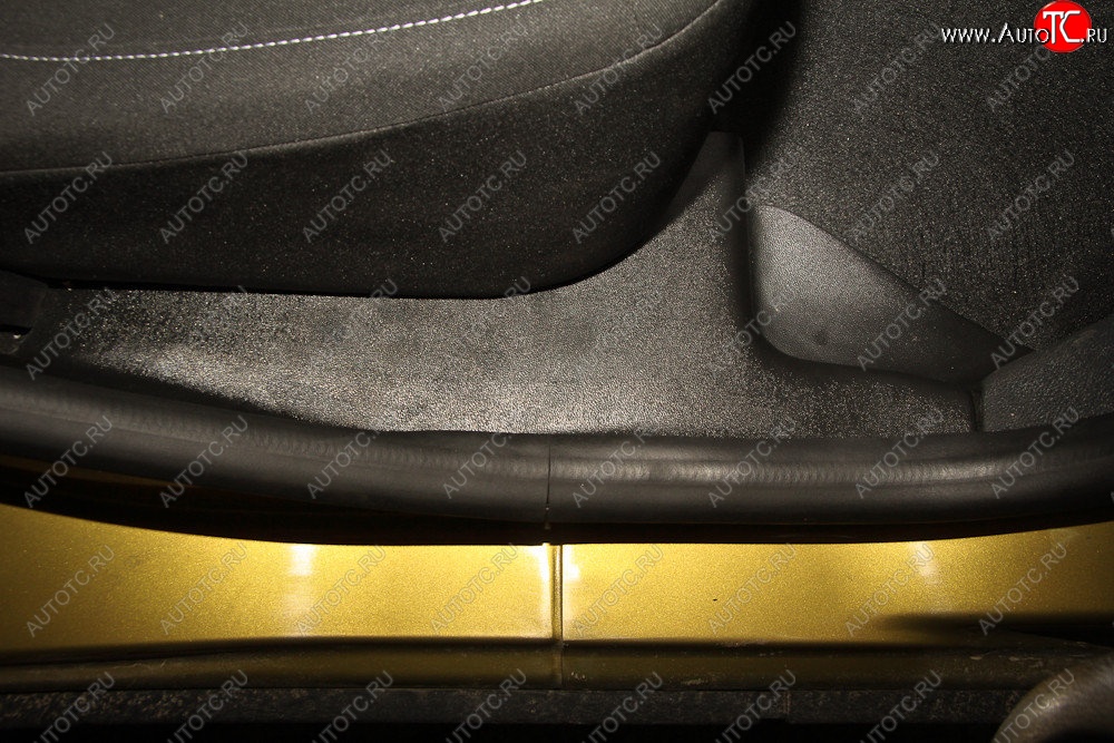 1 899 р. Накладки на ковролин АртФорм  Renault Logan  2 (2014-2018) (Задние)  с доставкой в г. Калуга