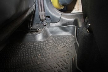 2 099 р. Накладки на ковролин Stepway АртФорм Renault Sandero Stepway (B8) дорестайлинг (2014-2018) (Задние)  с доставкой в г. Калуга. Увеличить фотографию 1