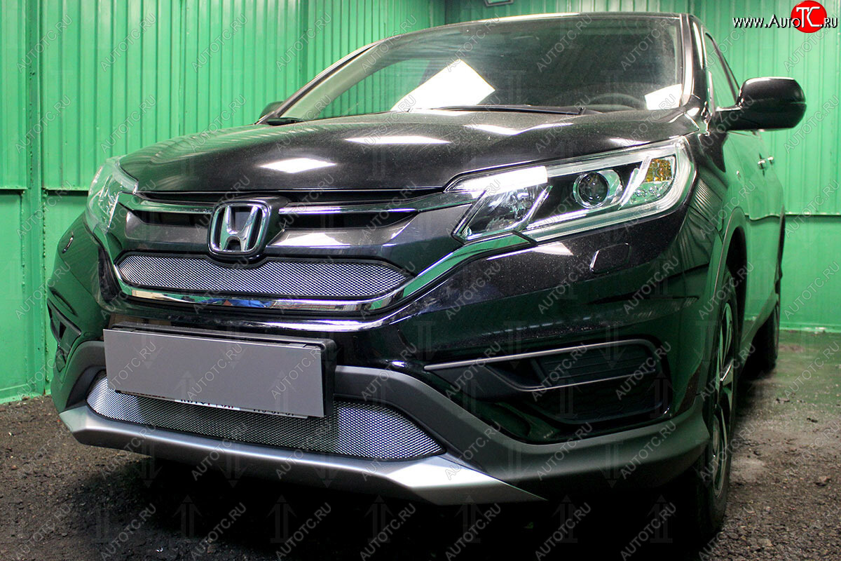 2 969 р.           Защита радиатора Honda CR-V IV 2015-2017 2.0 chrome низ  Honda CR-V  RM1,RM3,RM4 (2014-2018) (хром)  с доставкой в г. Калуга