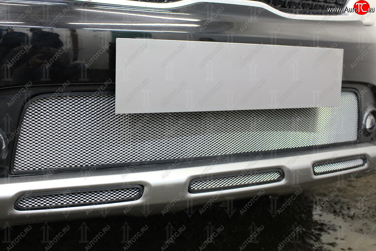 3 099 р. Защитная сетка радиатора в бампер (ячейка 3х7 мм, верх) Стрелка11 Стандарт  KIA Rio  X-line (2017-2021) (хром)  с доставкой в г. Калуга