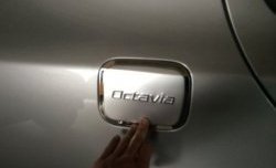1 449 р. Накладка на лючок бензобака СТ Skoda Octavia A5 дорестайлинг лифтбэк (2004-2008)  с доставкой в г. Калуга. Увеличить фотографию 3