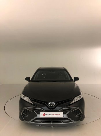 Накладка переднего бампера Yurol Toyota Camry XV70 дорестайлинг (2017-2021)