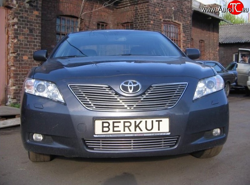 5 199 р. Декоративная вставка воздухозаборника Berkut  Toyota Camry  XV40 (2009-2011) рестайлинг  с доставкой в г. Калуга