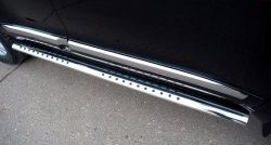Защита порогов с круглыми вставками для ног из овальной трубы диаметром 120x60 мм Russtal Toyota Land Cruiser 200 1-ый рестайлинг (2012-2015)