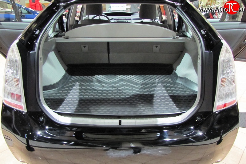2 579 р. Коврик в багажник Element (полиуретан)  Toyota Prius ( XW30,  Alfa лифтбек) (2009-2015)  с доставкой в г. Калуга