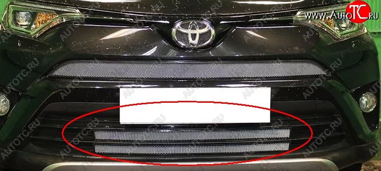 1 859 р. Нижняя решётка в воздуховод автомобиля Russtal (хром)  Toyota RAV4  XA40 (2015-2019)  с доставкой в г. Калуга