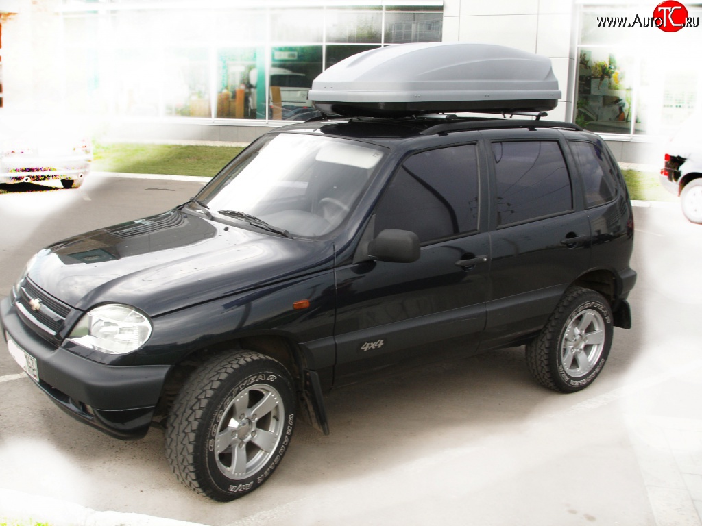 3 299 р. Рейлинги Лидер-премиум на автомобиль Chevrolet Niva 2123 рестайлинг (2009-2020) (Цвет: чёрный)  с доставкой в г. Калуга