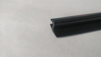 187 р. Универсальный уплотнитель FlexLine (8 mm U-LIP, 1 погонный метр) Уаз Патриот Карго (2008-2014)  с доставкой в г. Калуга. Увеличить фотографию 4