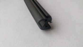 187 р. Универсальный уплотнитель FlexLine (8 mm U-LIP 2 лепестка, 1 погонный метр) Skoda Octavia A7 дорестайлинг лифтбэк (2012-2017)  с доставкой в г. Калуга. Увеличить фотографию 2