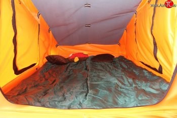 96 999 р. Багажный бокс-палатка Yuago Travel 2.0 (лето, 1000 л/230x160x35 см) на крышу   (Серый бокс, тент оранжевый)  с доставкой в г. Калуга. Увеличить фотографию 3