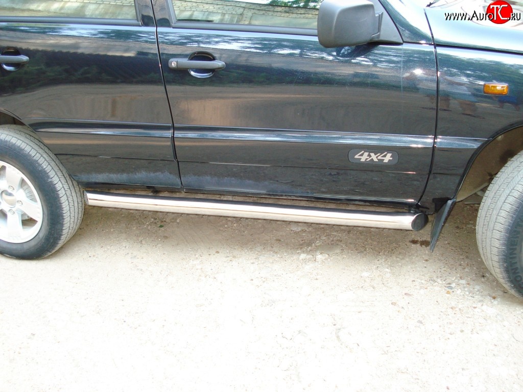 17 799 р. Защита порогов из круглой трубы диаметром 76 мм (дорестайлинг) Russtal Chevrolet Niva 2123 дорестайлинг (2002-2008) (Защита порогов с со скосами на торцах (вариант 1))  с доставкой в г. Калуга