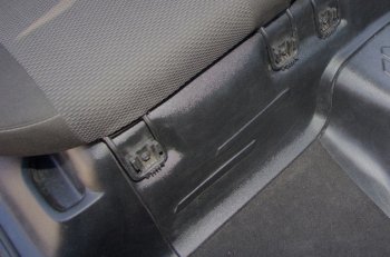 Накладка на ковролин в салон АртФорм Лада Гранта 2190 седан дорестайлинг (2011-2017)  (Под заднее сиденье и тоннель пола)