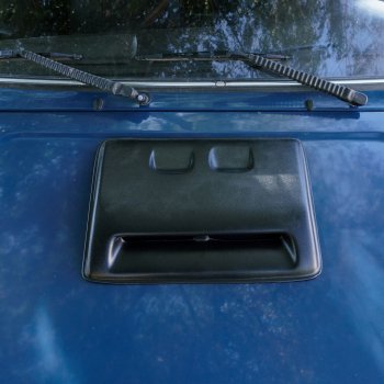 Воздухозаборник капота Autodemic (малый квадрат, 20х20х7 см.) Lexus NX 200 Z10 дорестайлинг (2014-2017)