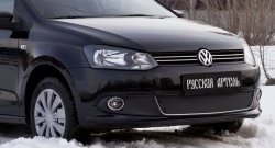 999 р. Зимняя заглушка решетки переднего бампера РА (Highline) Volkswagen Polo 5 седан дорестайлинг (2009-2015)  с доставкой в г. Калуга. Увеличить фотографию 1