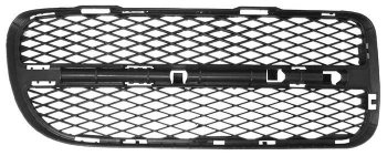 1 049 р. Правая Заглушка противотуманной фары в бампер SAT  Volkswagen Touareg  GP (2002-2007)  с доставкой в г. Калуга. Увеличить фотографию 1