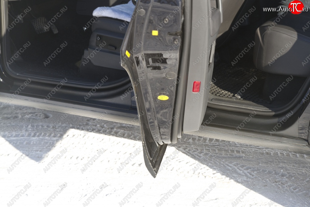 2 869 р. Накладки на внутренние пороги дверей RA  Volkswagen Touareg  GP (2006-2010)  с доставкой в г. Калуга
