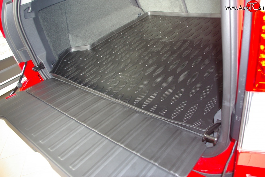 1 399 р. Коврик в багажник (5 мест) Aileron (полиуретан)  Volvo XC90  C (2002-2014)  с доставкой в г. Калуга